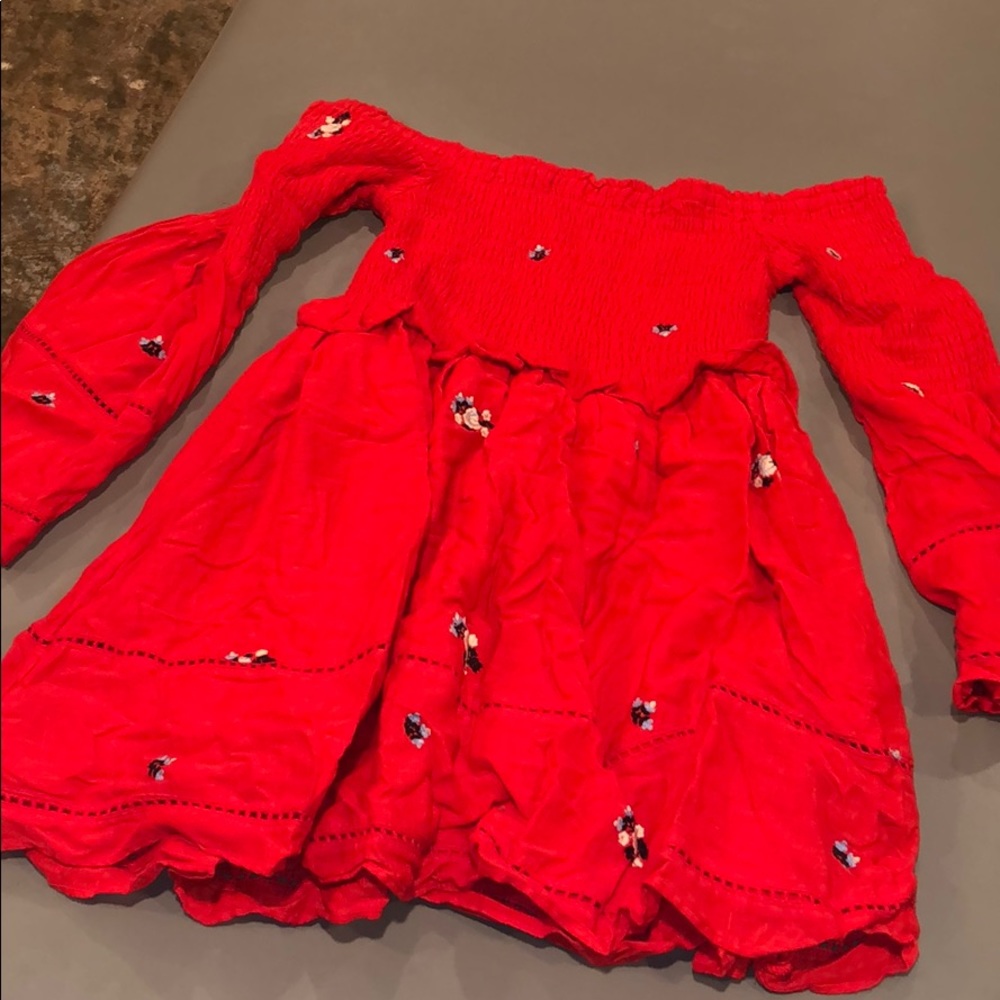 Off the shoulder dress!